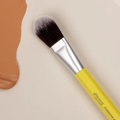 Vegan Foundation Brush - Benecos Color Edition