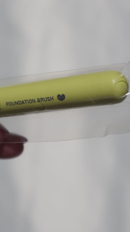 Vegan Foundation Brush - Benecos Color Edition